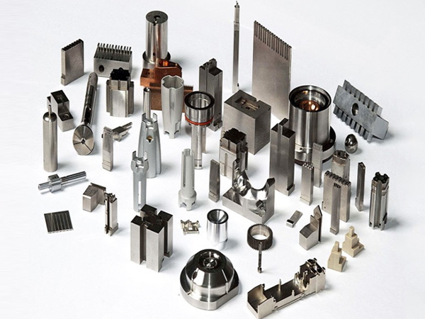 深圳市山精密制造 引領(lǐng)精密五金與機(jī)械零部件加工新時(shí)代